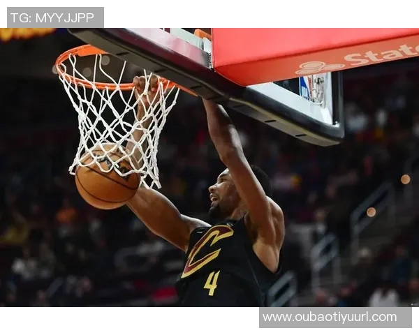 小莫布里首秀表现亮眼18分钟内贡献12分6板2助助力球队胜利