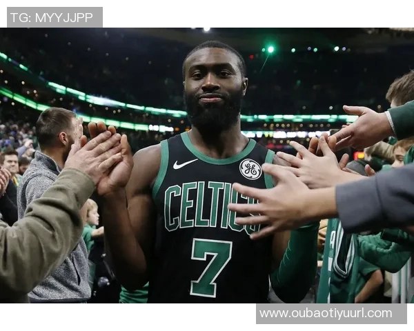 杰伦布朗谈凯尔特人大学理念努力提升球员篮球认知与赛场智慧